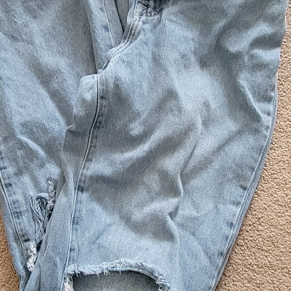 Ripped jeans